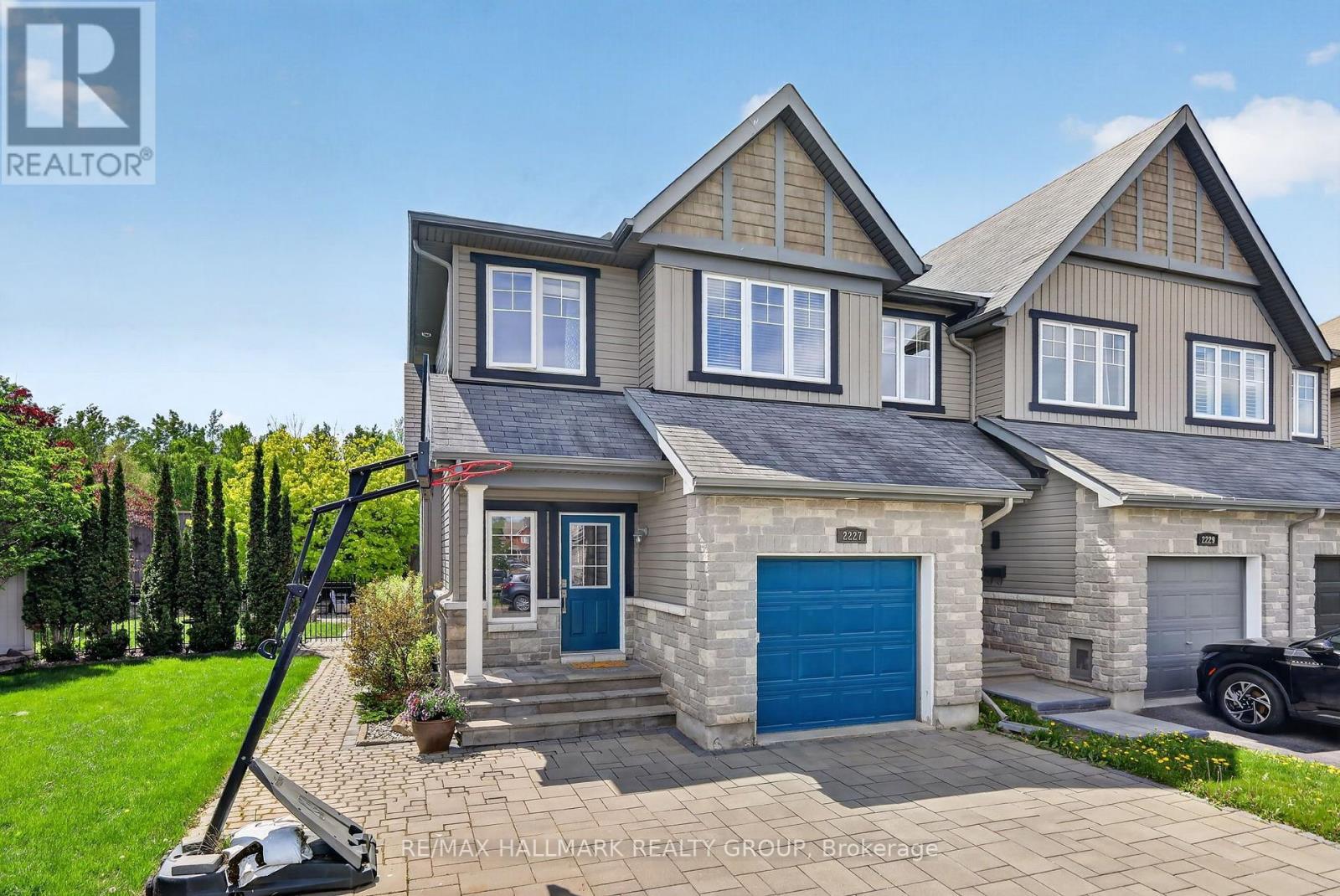 2227 Descartes Street, Ottawa, Ontario  K4A 0W4 - Photo 2 - X14082664