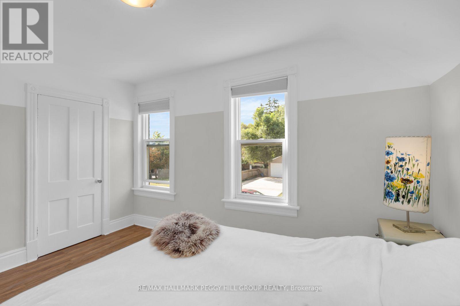 11 Frances Street N, Barrie (Queen's Park), Ontario  L4N 1Z1 - Photo 10 - S14082638