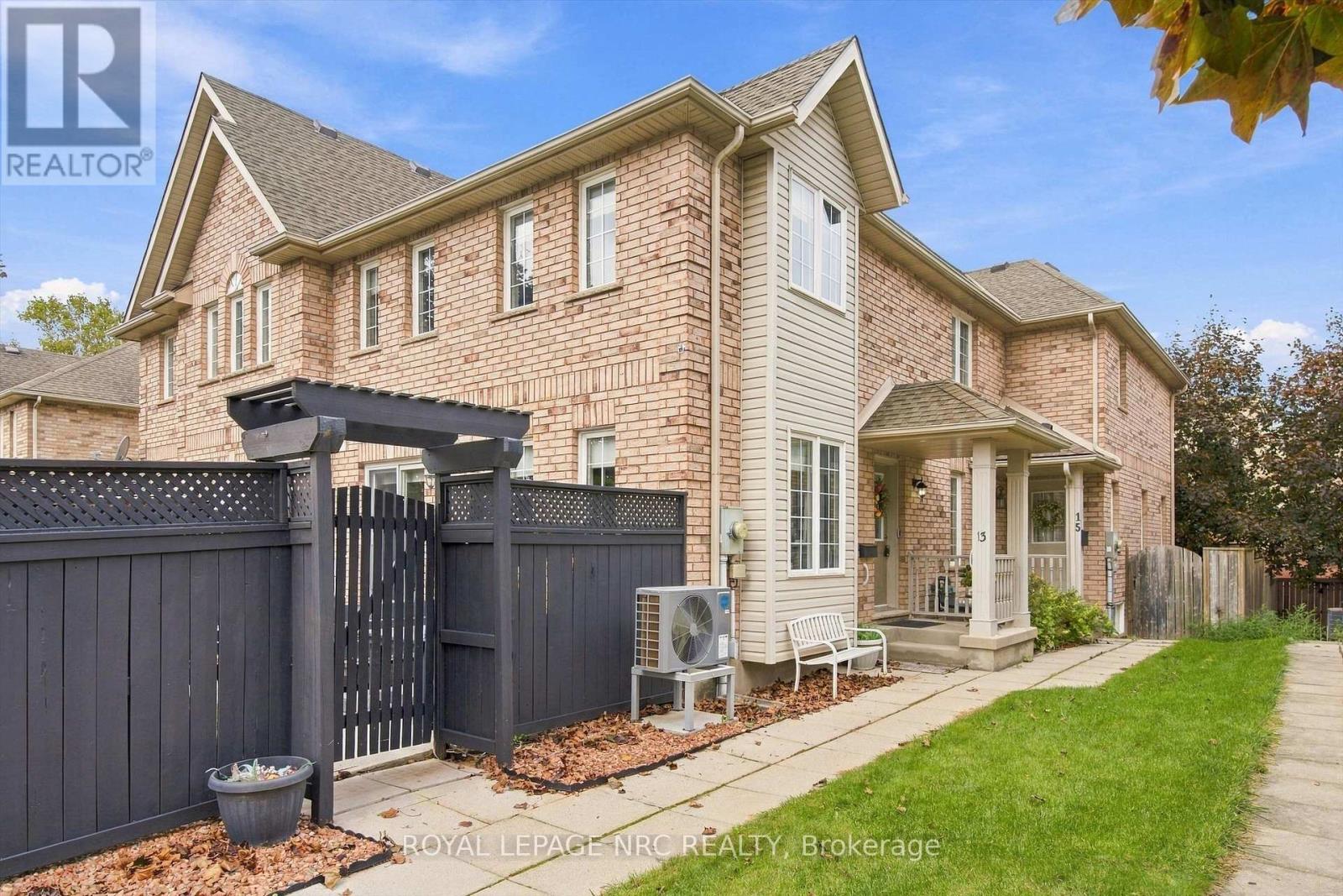 13 Flynn Court, St. Catharines (Grapeview), Ontario  L2S 4E1 - Photo 5 - X14082430