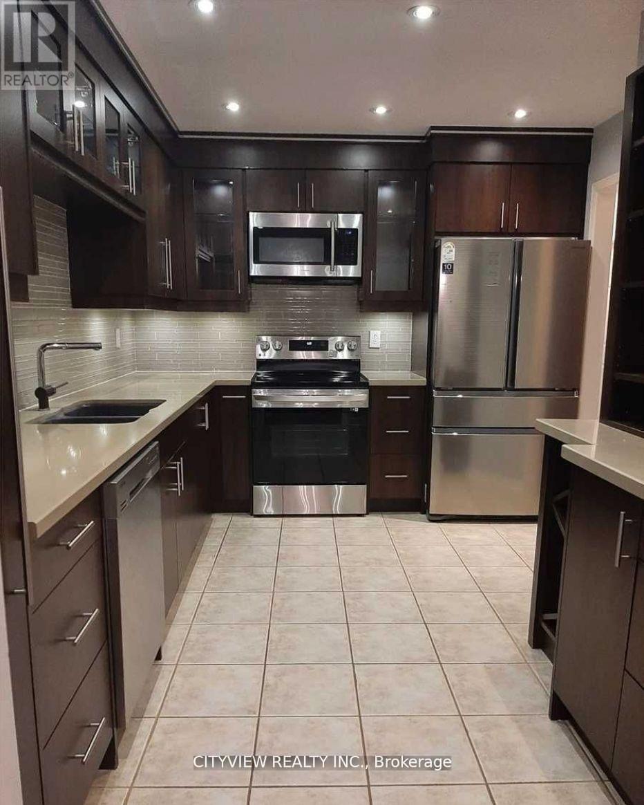 2140 Oakpoint Road, Oakville, Ontario  L6M 3N2 - Photo 2 - W14082414