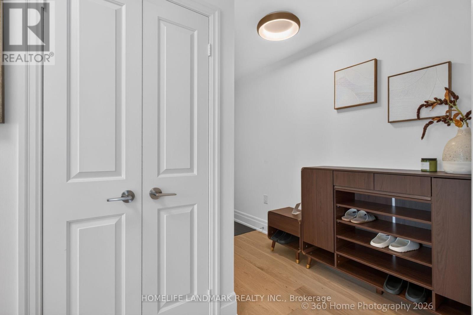 4804 - 8 The Esplanade, Toronto, Ontario  M5E 0A6 - Photo 3 - C14081480