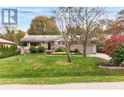 58 HATTON DRIVE, Hamilton, Ontario