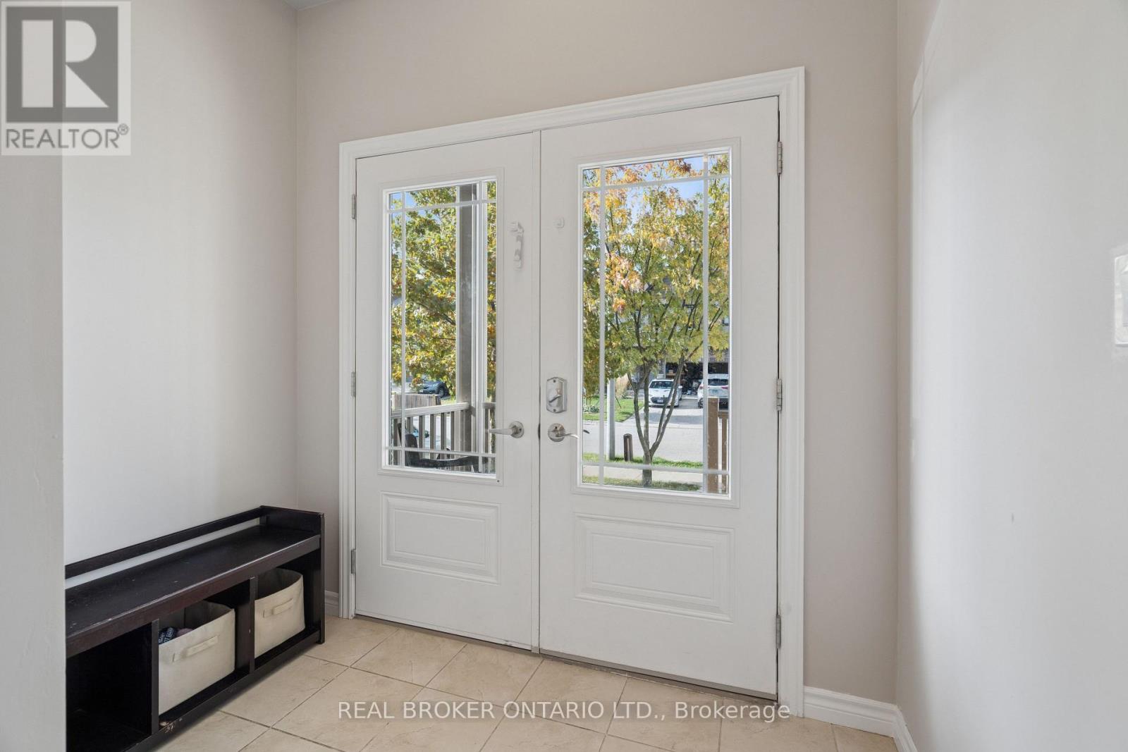 569 Starwood Drive, Guelph, Ontario  N1E 0L9 - Photo 5 - X14082642