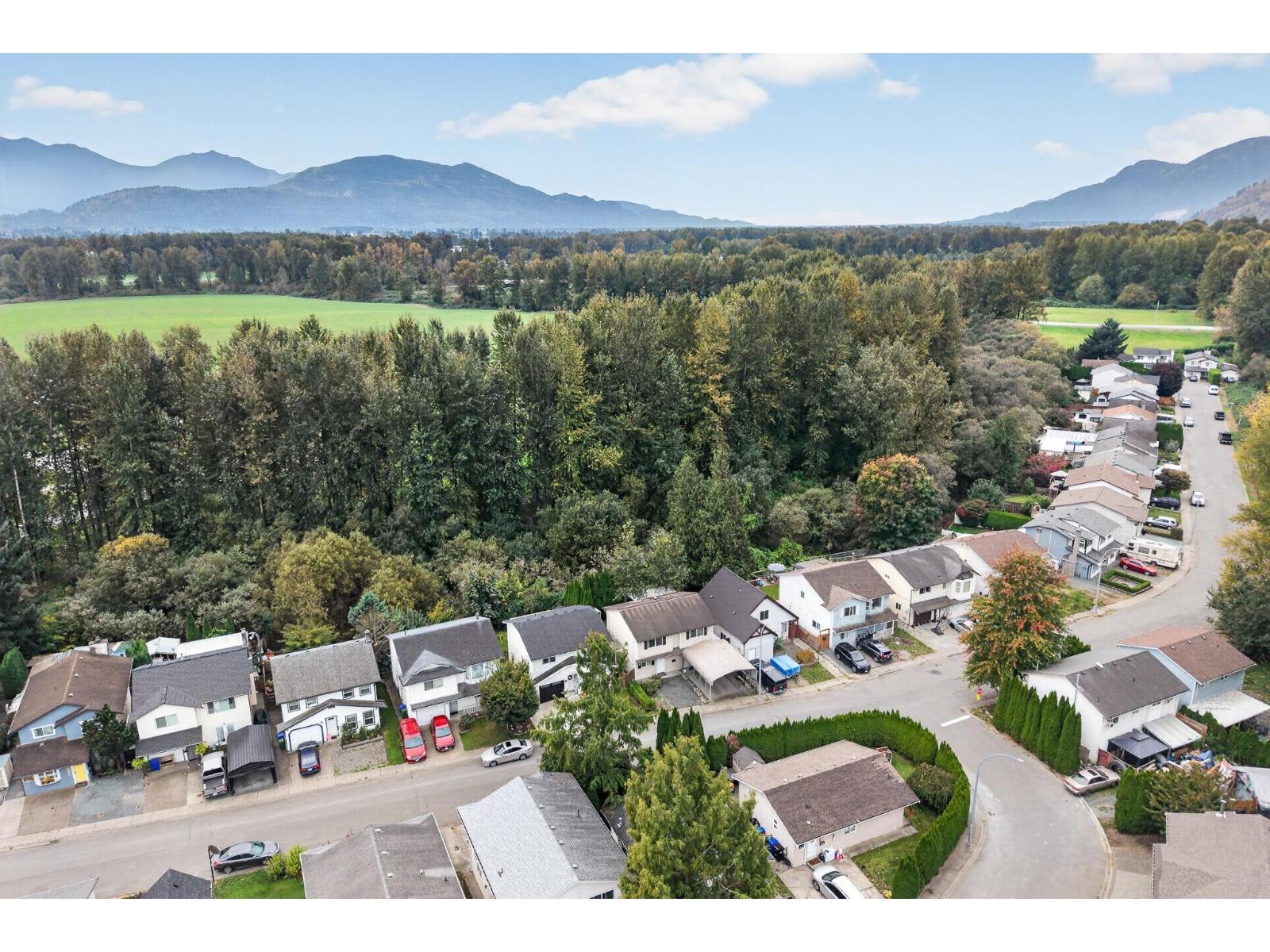 45320 CREEKSIDE DRIVE|West Chilliwack