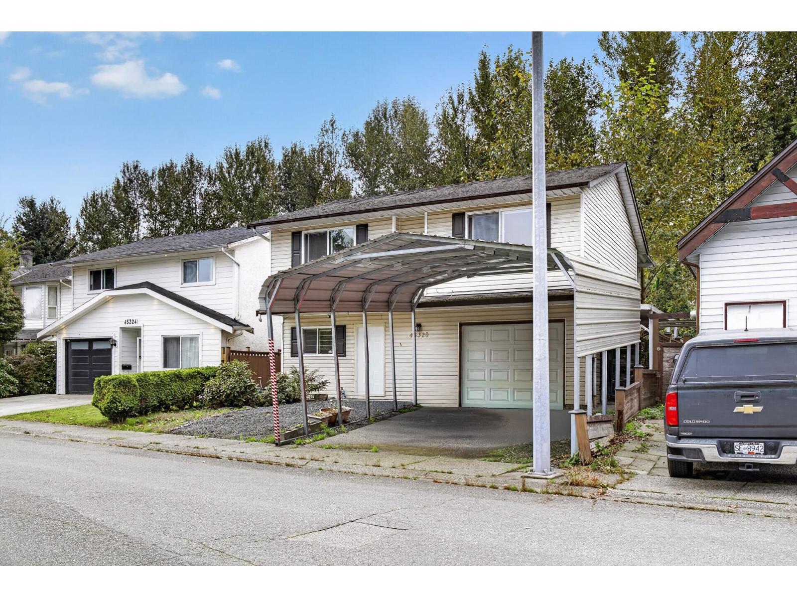 45320 CREEKSIDE DRIVE|West Chilliwack