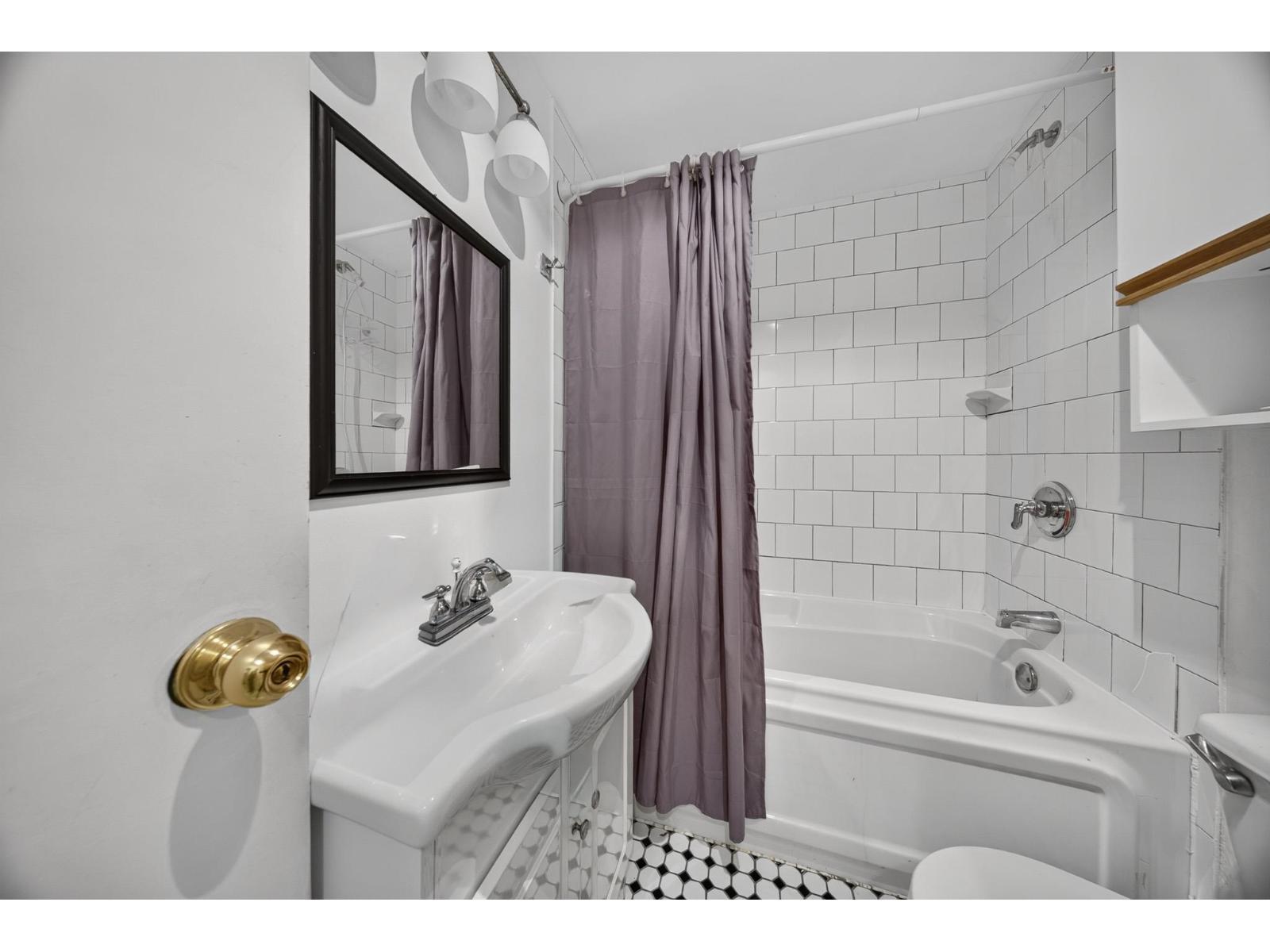 45320 CREEKSIDE DRIVE|West Chilliwack