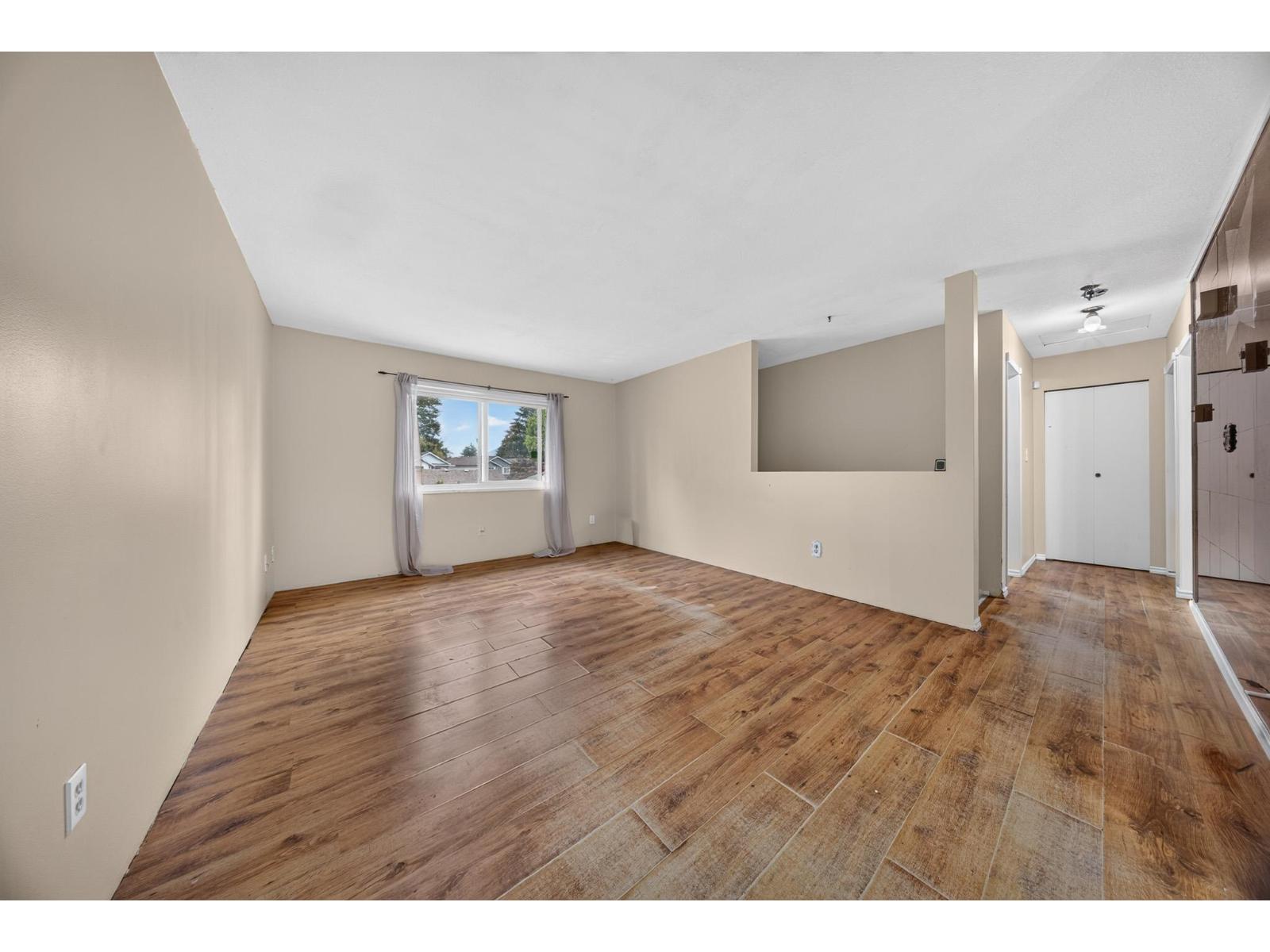45320 CREEKSIDE DRIVE|West Chilliwack