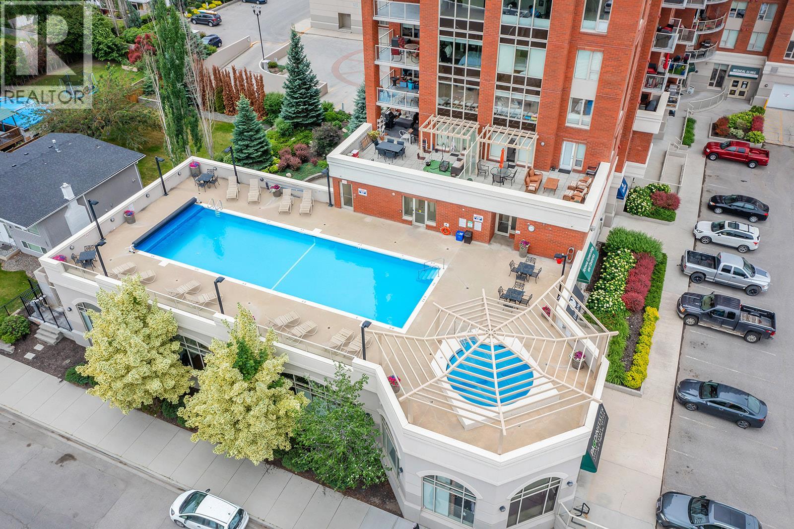 1160 Bernard Avenue Unit# 1205, Kelowna, British Columbia  V1Y 6R2 - Photo 2 - 10403188