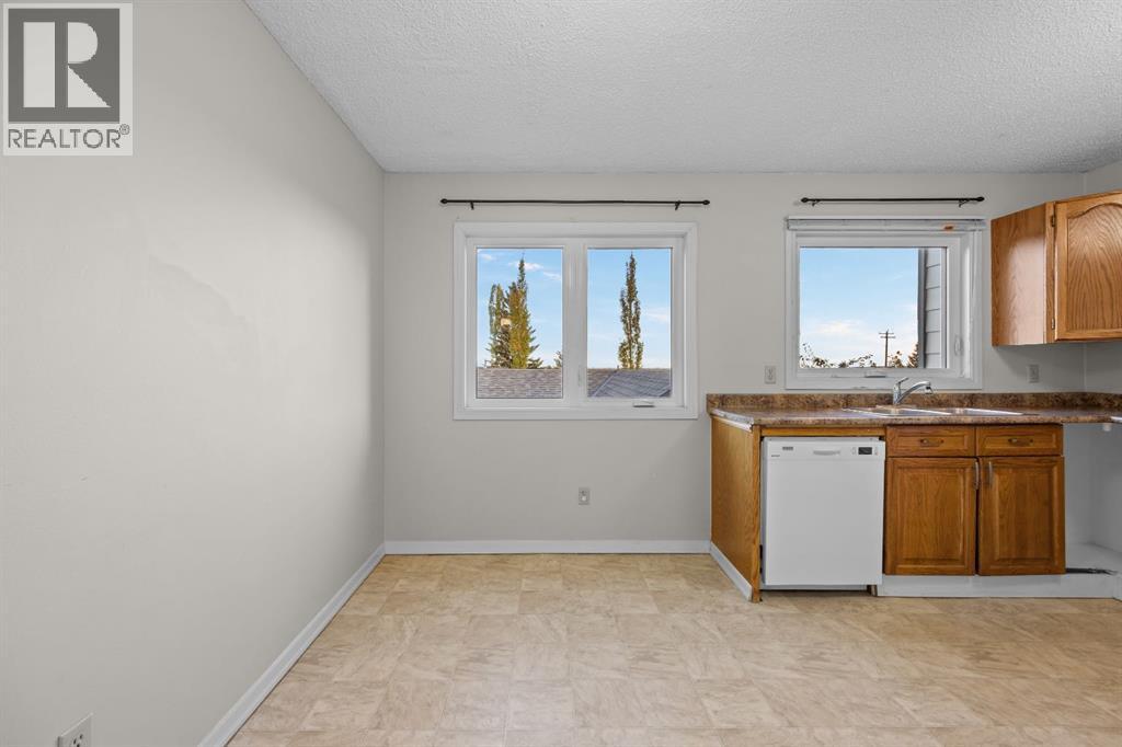 130 Macewan Park Way NW, Calgary, Alberta  T3K 3E7 - Photo 11 - A2351619