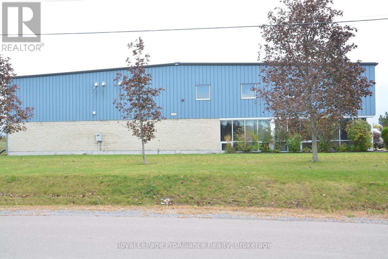 30 Huff Avenue, Quinte West, Ontario K8V 0A1 - Photo 9 - X14028012