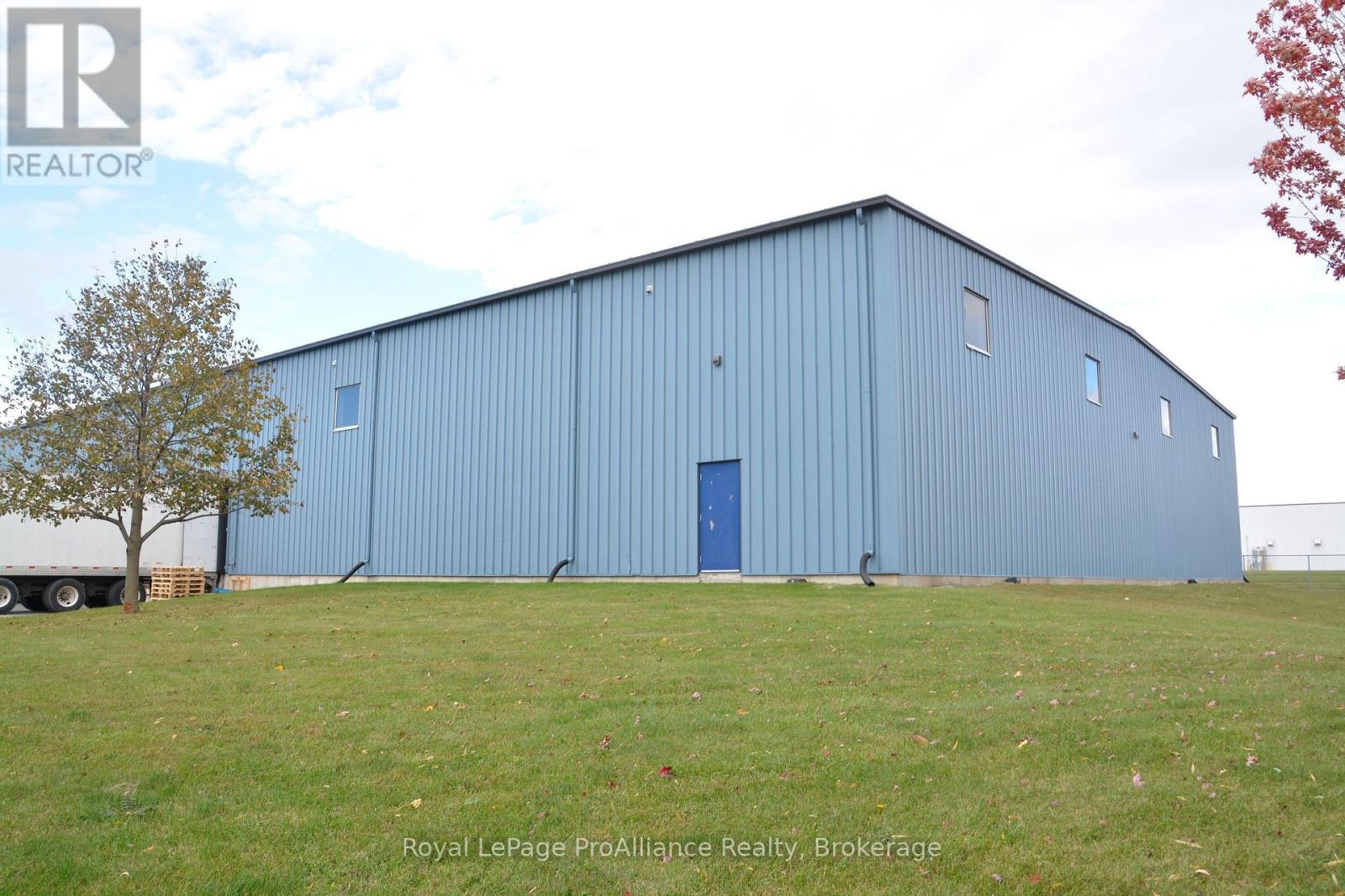 30 Huff Avenue, Quinte West, Ontario K8V 0A1 - Photo 6 - X14028012