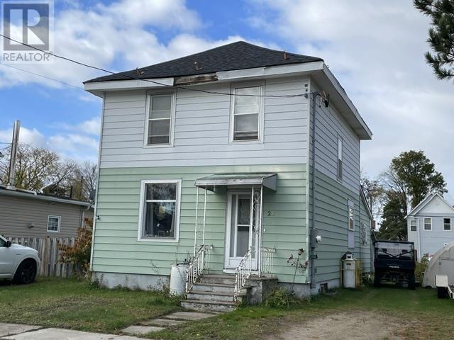 21 ABERDEEN ST N, CHAPLEAU, Ontario