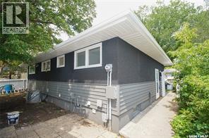 61 Bannister Avenue, Regina, Saskatchewan  S4R 5K8 - Photo 4 - SK051185
