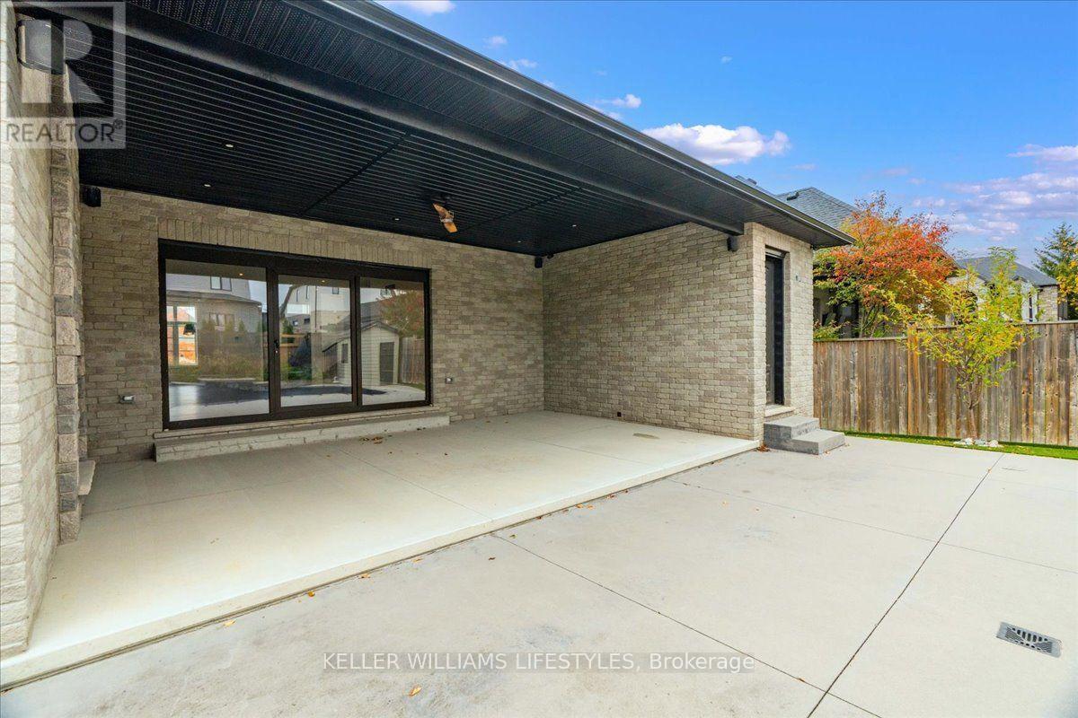 2657 Torrey Pines Way, London North, Ontario  N6G 0K5 - Photo 39 - X14082840
