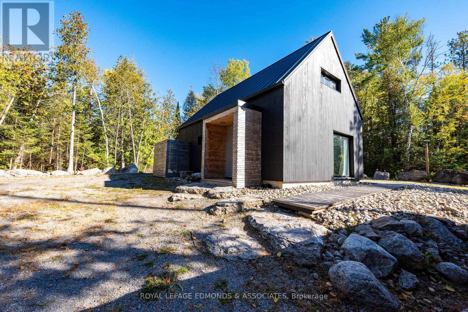 1082 Rapid Road, Whitewater Region, Ontario K0J 2L0 - Photo 3 - X14082738