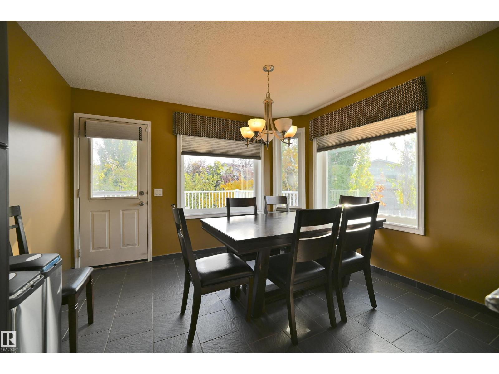 5304 155 Av Nw, Edmonton, Alberta  T5Y 2S6 - Photo 13 - E4509673