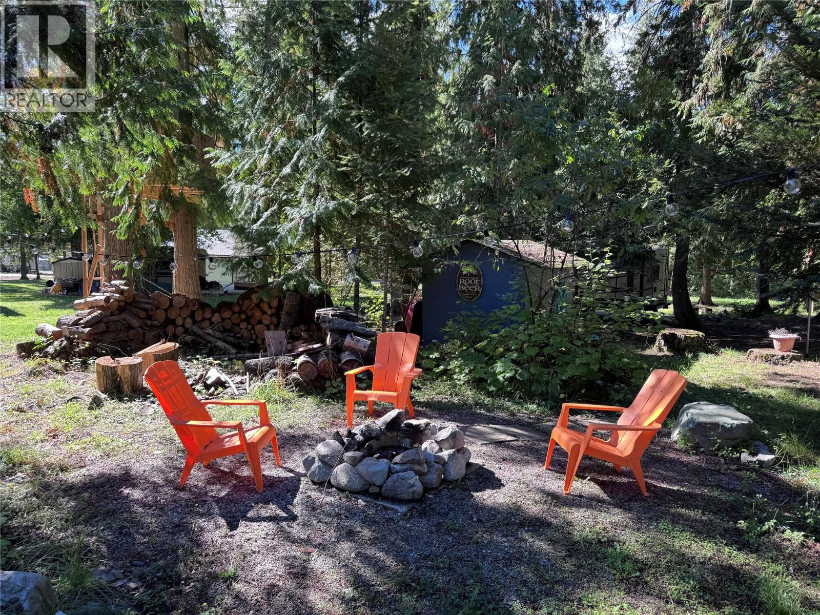 1962 Tambellini Road, Christina Lake, British Columbia  V0H 1E2 - Photo 2 - 10402334