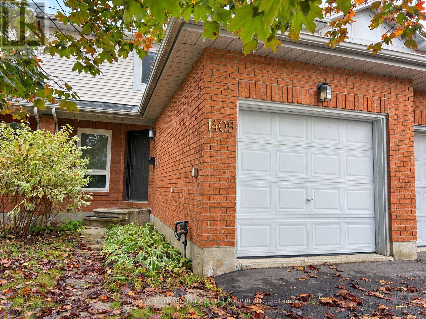 1409 Caravel Crescent, Ottawa, Ontario  K1E 3X4 - Photo 2 - X14082802