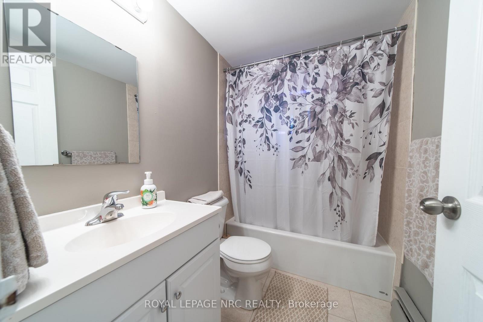 301 - 6400 Huggins Street, Niagara Falls (Stamford), Ontario  L2J 3G5 - Photo 14 - X14082714