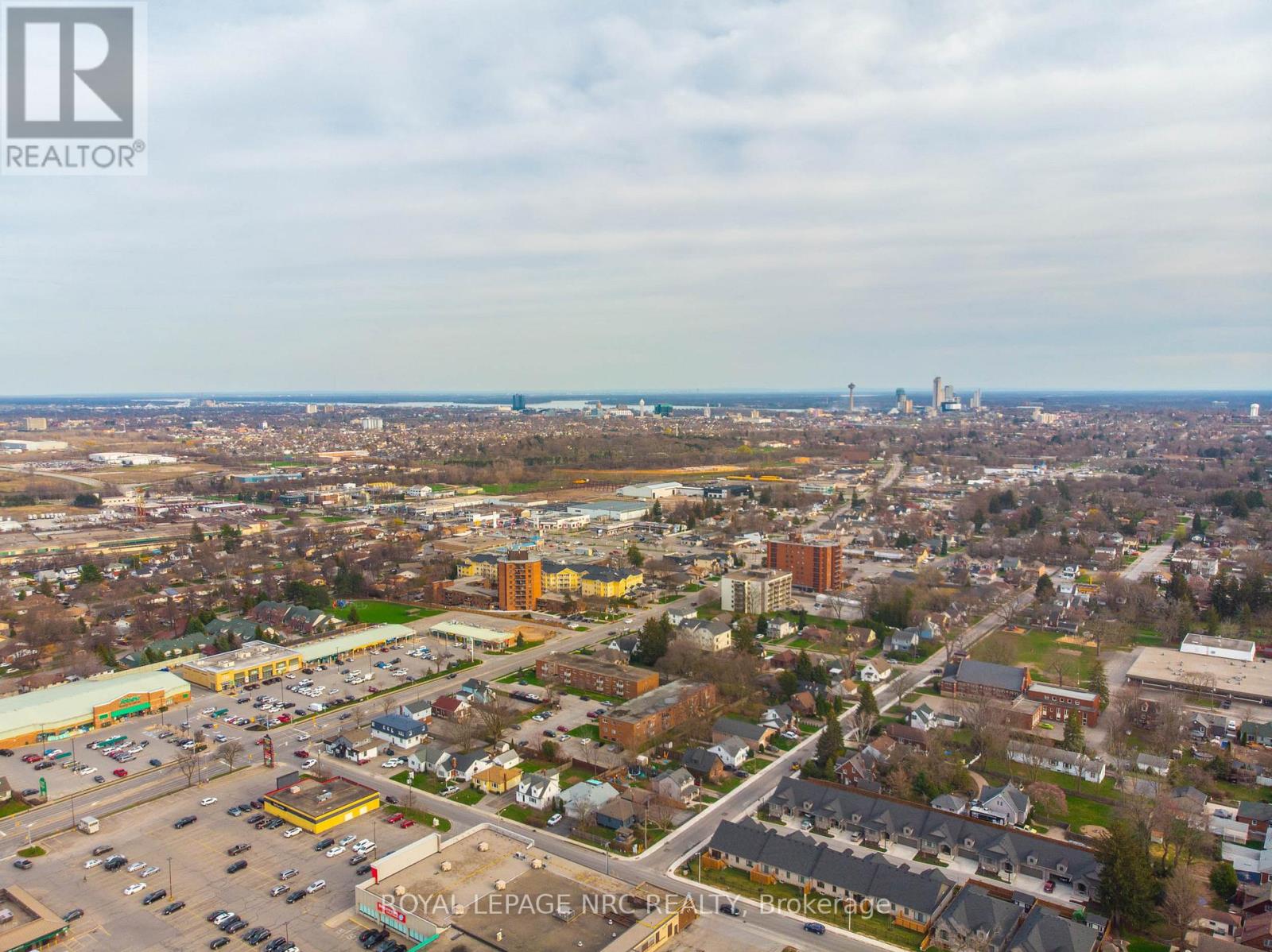 301 - 6400 Huggins Street, Niagara Falls (Stamford), Ontario  L2J 3G5 - Photo 32 - X14082714