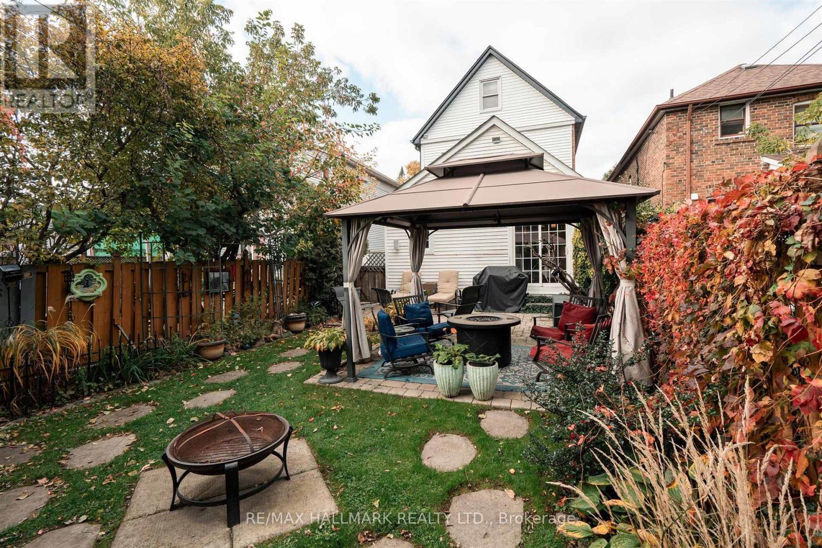 9 Savoy Avenue, Toronto, Ontario  M4C 2X4 - Photo 39 - E14082728