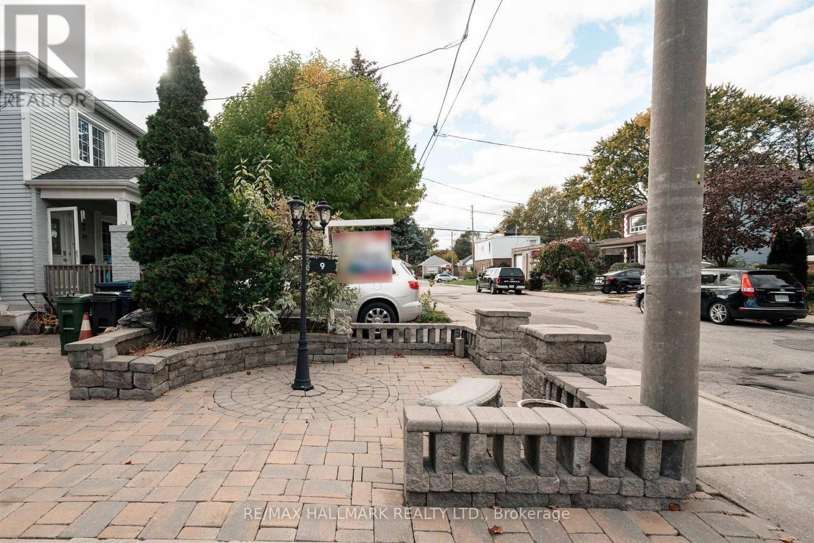 9 Savoy Avenue, Toronto, Ontario  M4C 2X4 - Photo 4 - E14082728
