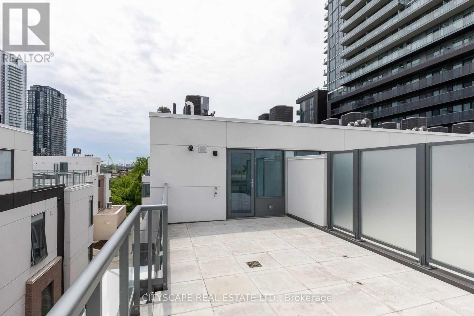 Th07 - 1010 Portage Parkway, Vaughan, Ontario  L4K 0K3 - Photo 19 - N14082744