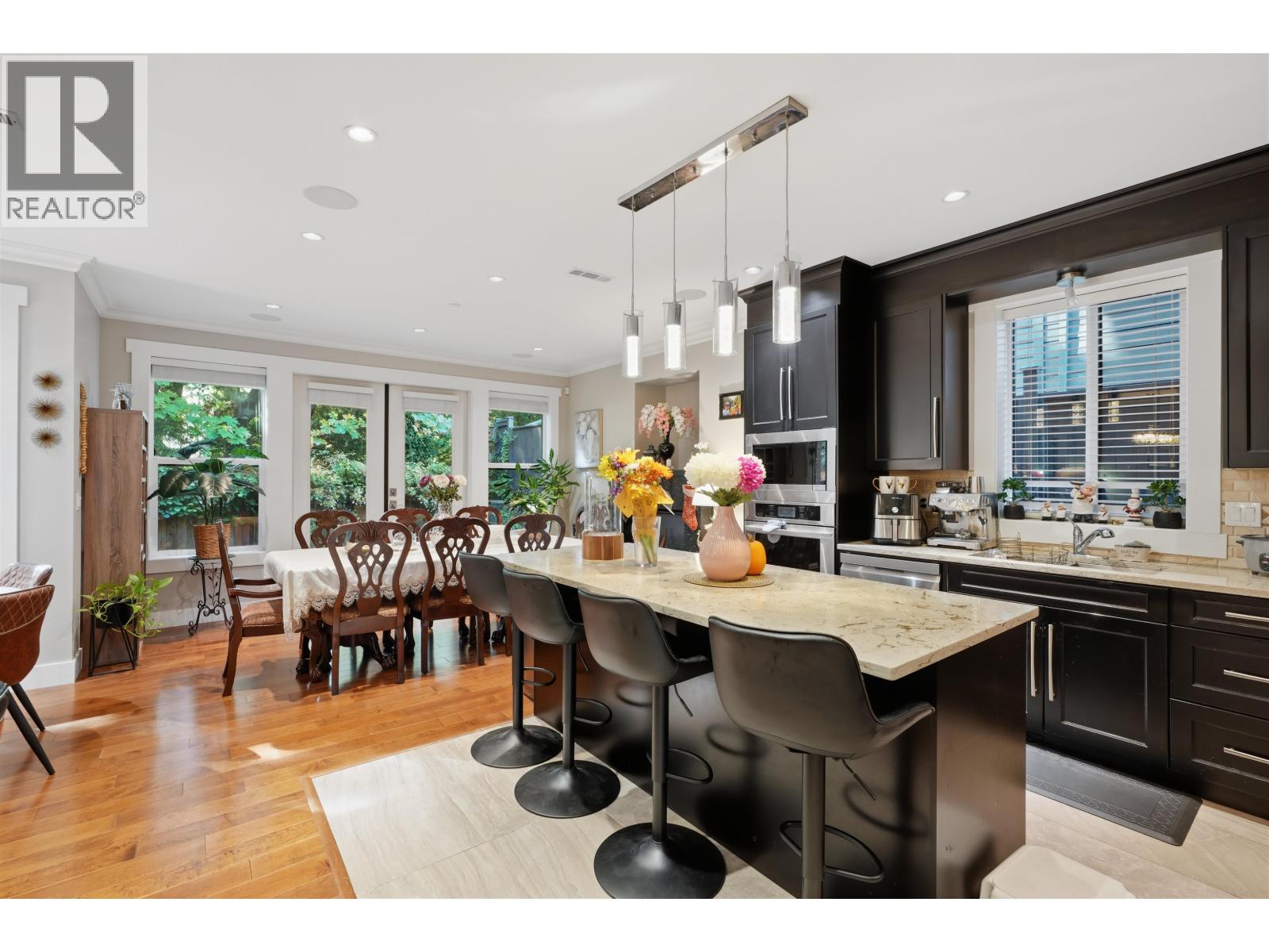 631 W 24th Close, North Vancouver, British Columbia  V6E 2P4 - Photo 12 - R3175696