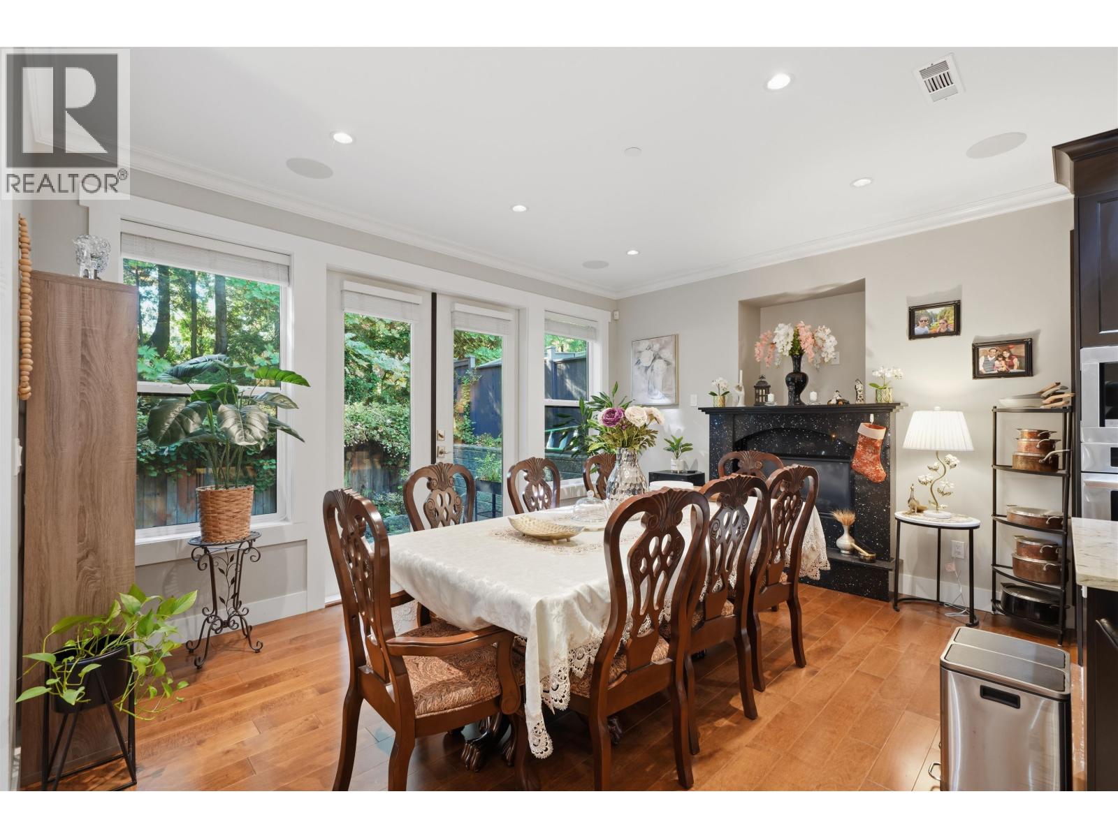 631 W 24th Close, North Vancouver, British Columbia  V6E 2P4 - Photo 13 - R3175696