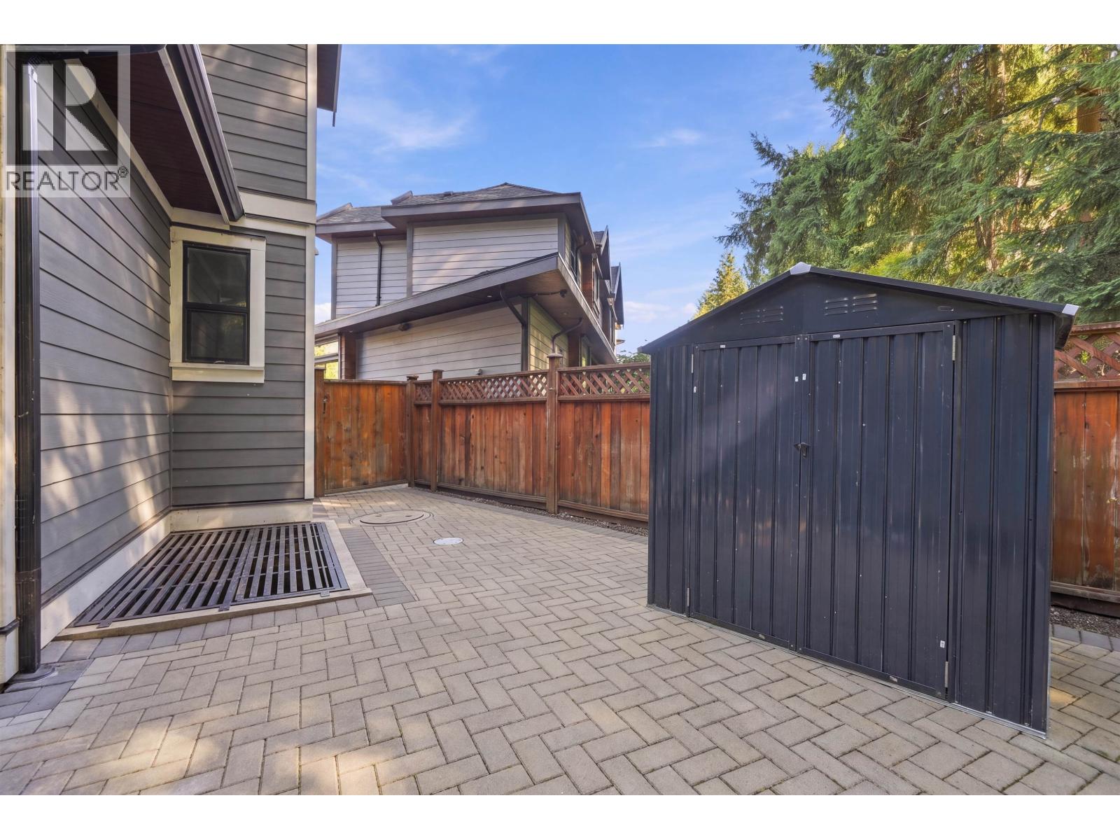 631 W 24th Close, North Vancouver, British Columbia  V6E 2P4 - Photo 37 - R3175696