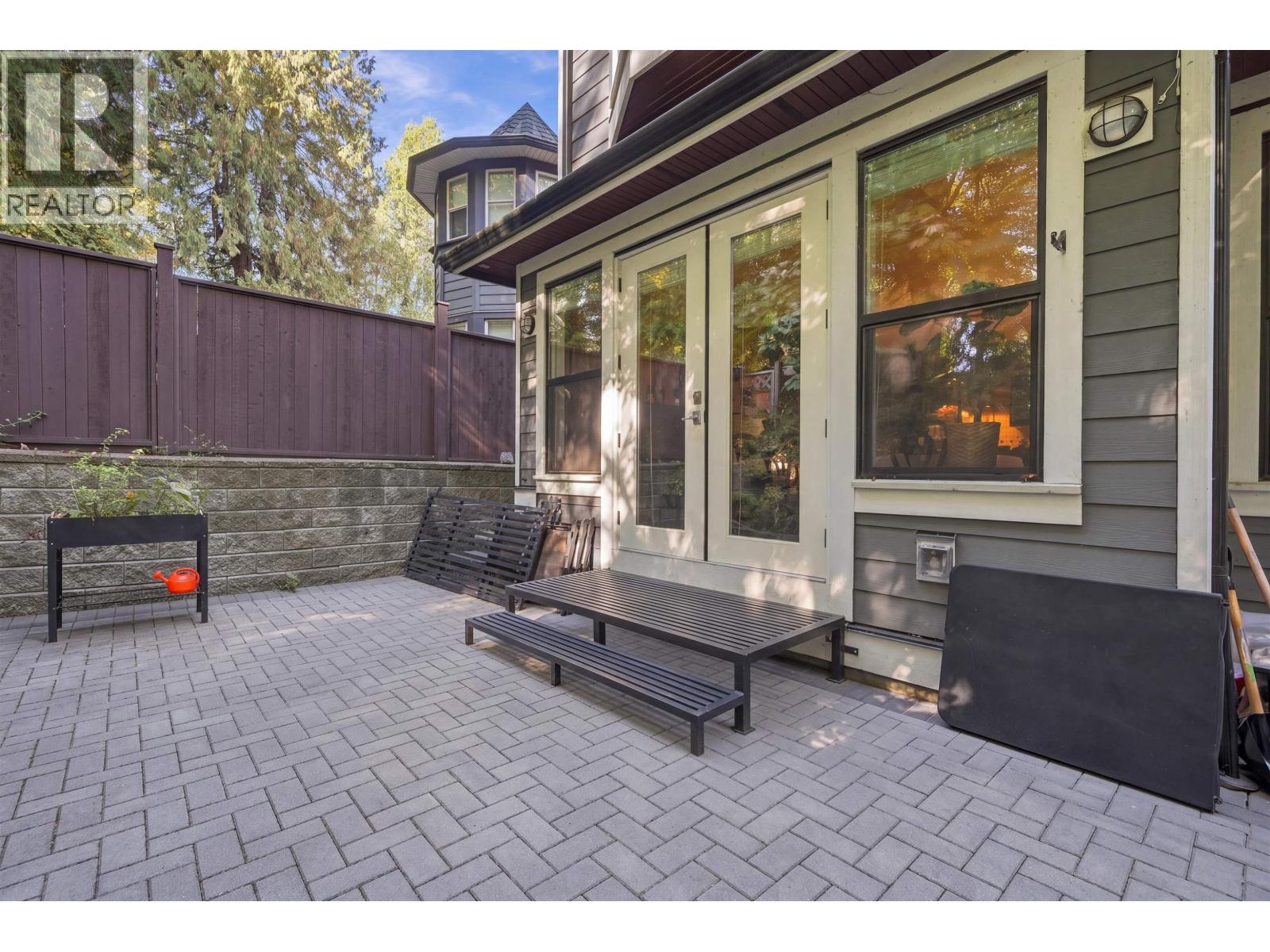 631 W 24th Close, North Vancouver, British Columbia  V6E 2P4 - Photo 39 - R3175696