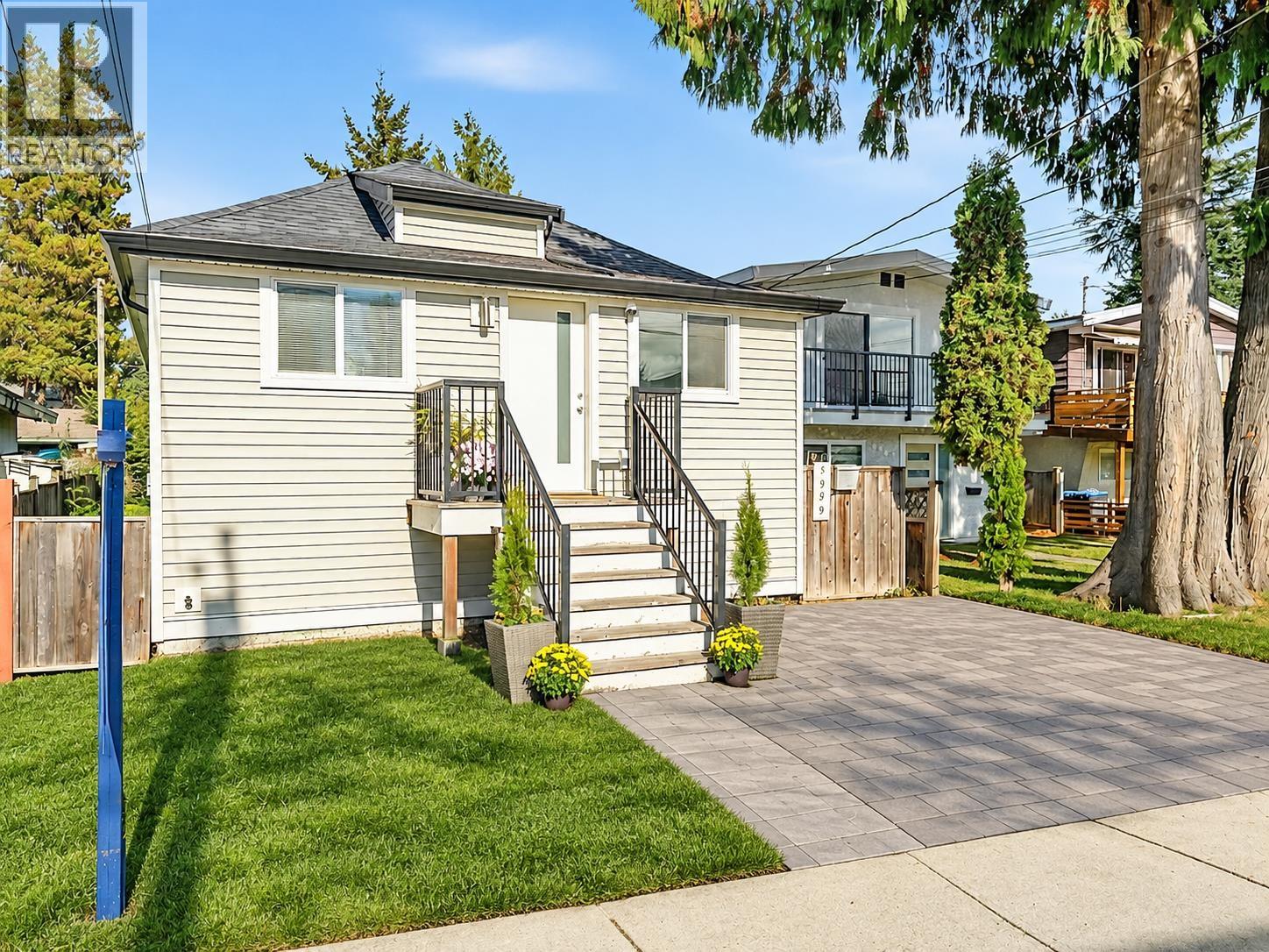 1959 Manning Avenue, Port Coquitlam, British Columbia  V3B 1L3 - Photo 2 - R3175700