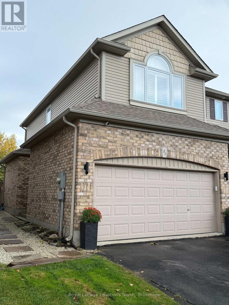 LOWER UNIT - 37 DAVIS STREET, collingwood, Ontario