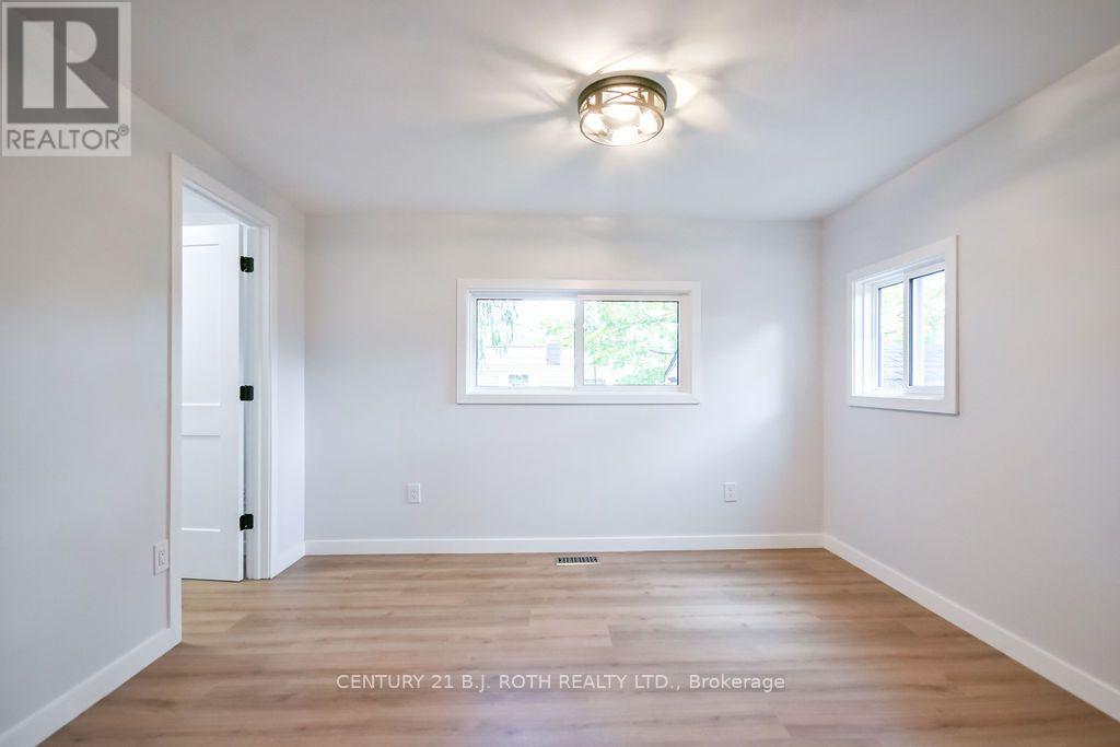 12 Fergushill Road, Oro-Medonte, Ontario  L3V 6H1 - Photo 17 - S14082748