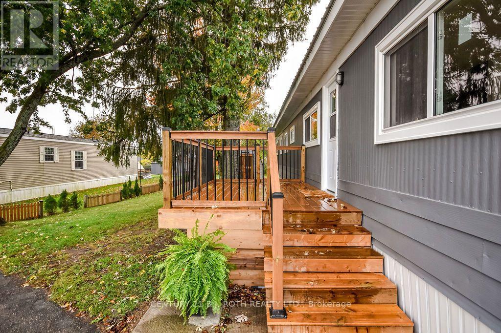 12 Fergushill Road, Oro-Medonte, Ontario  L3V 6H1 - Photo 2 - S14082748