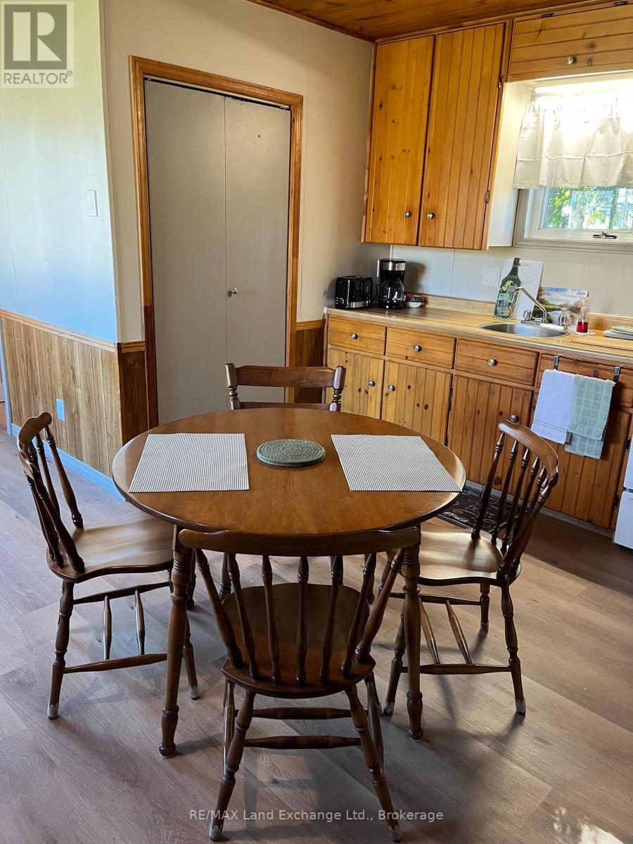 558 Green Street, Saugeen Shores, Ontario  N0H 2C1 - Photo 24 - X14082762
