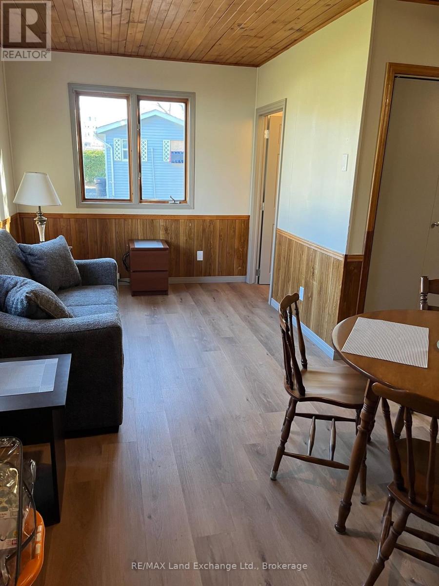 558 Green Street, Saugeen Shores, Ontario  N0H 2C1 - Photo 26 - X14082762