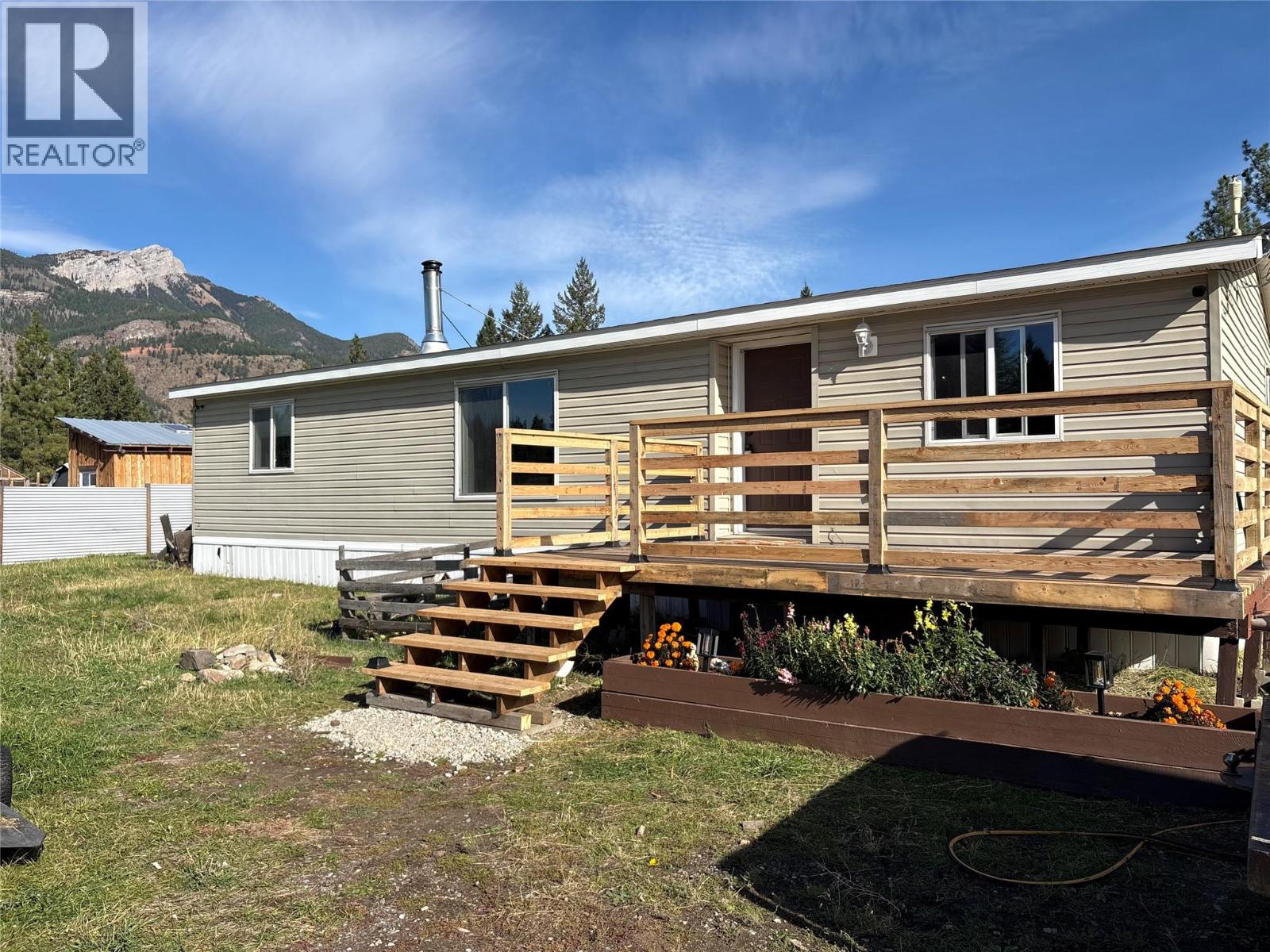 10 Highway 93, Elko, British Columbia  V0B 1T3 - Photo 15 - 10403682