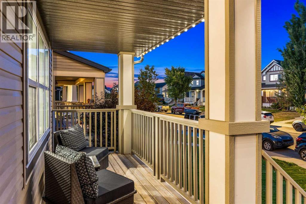 207 Copperpond Road Se, Calgary, Alberta T2Z 0X3 - Photo 3 - A2346901