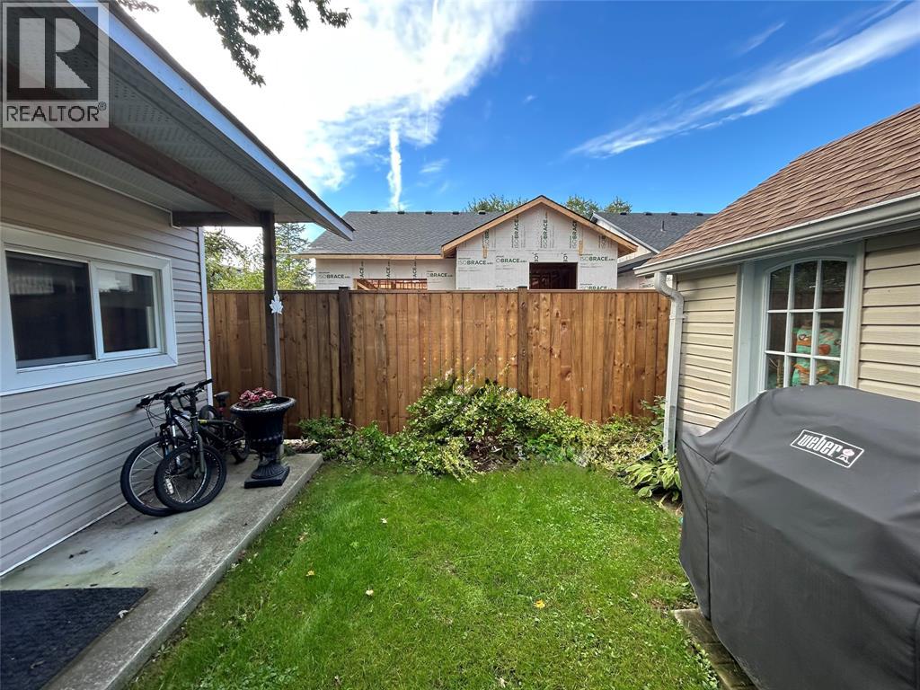 2019 Bay Street, Sarnia, Ontario  N0N 1C0 - Photo 15 - 26025263