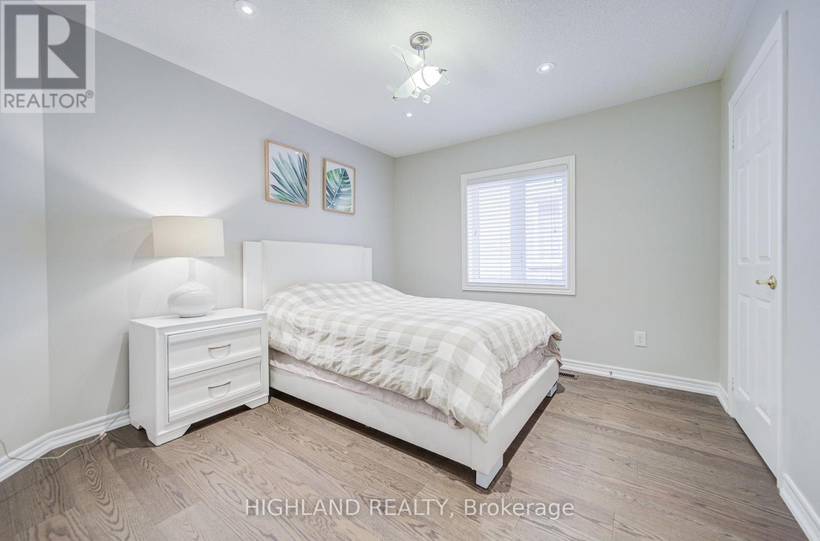3175 Robert Brown Boulevard, Oakville, Ontario  L6M 0P5 - Photo 25 - W14082846