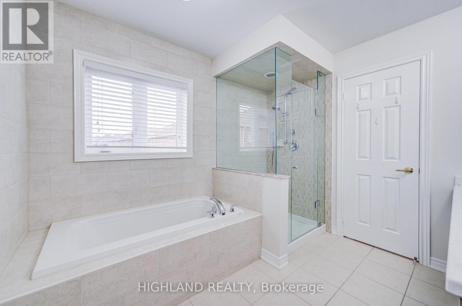 3175 Robert Brown Boulevard, Oakville, Ontario  L6M 0P5 - Photo 33 - W14082846