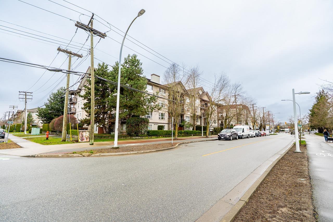 313 5465 203 Street, Langley, British Columbia  V3A 9L8 - Photo 2 - R3175738