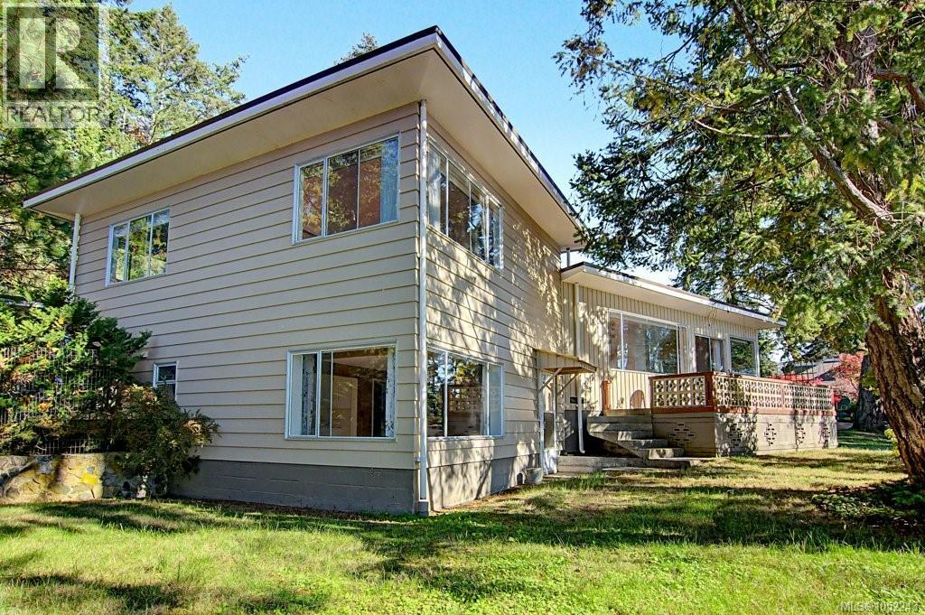 1459 Whitecap Rd