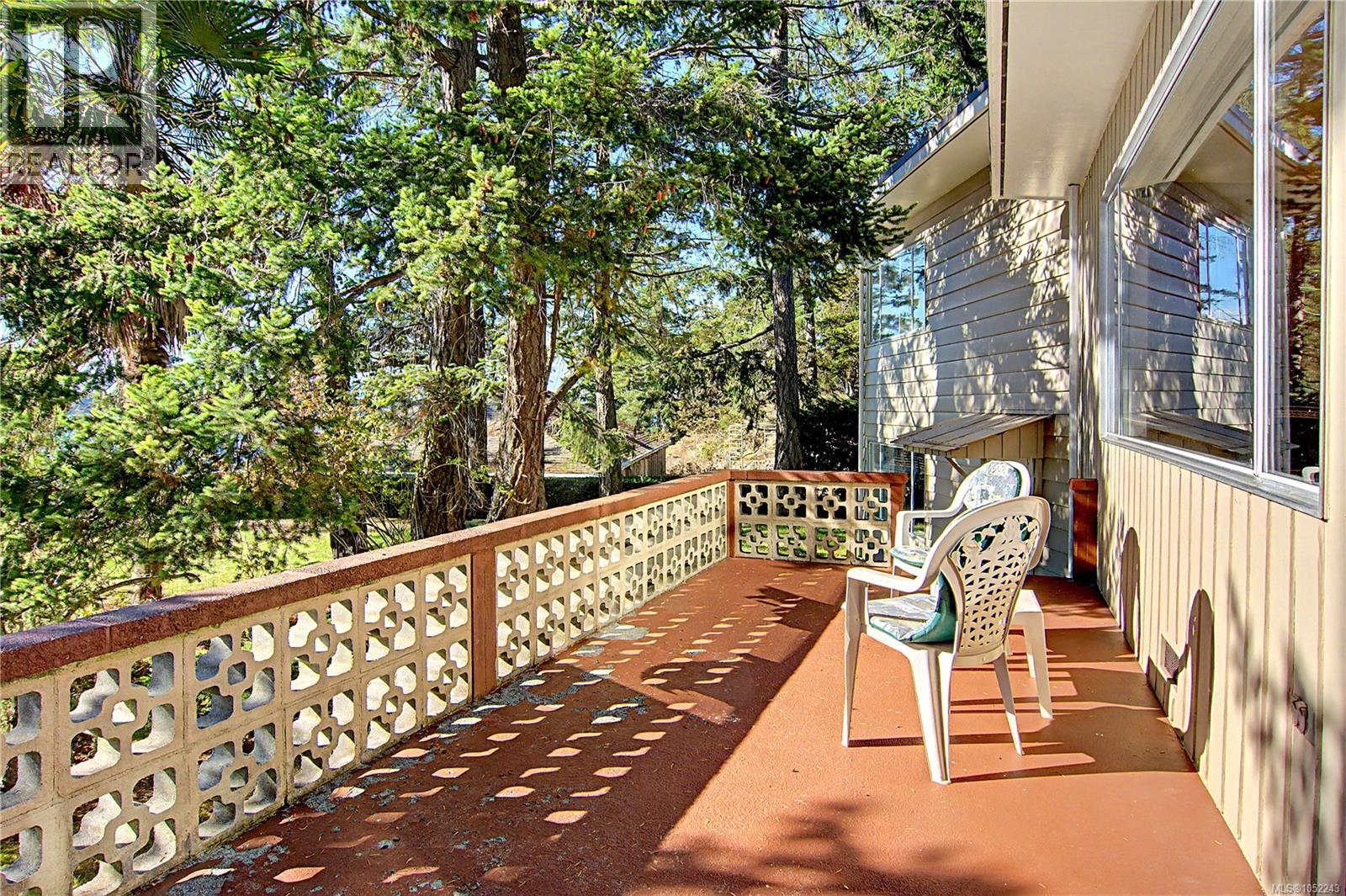 1459 Whitecap Rd