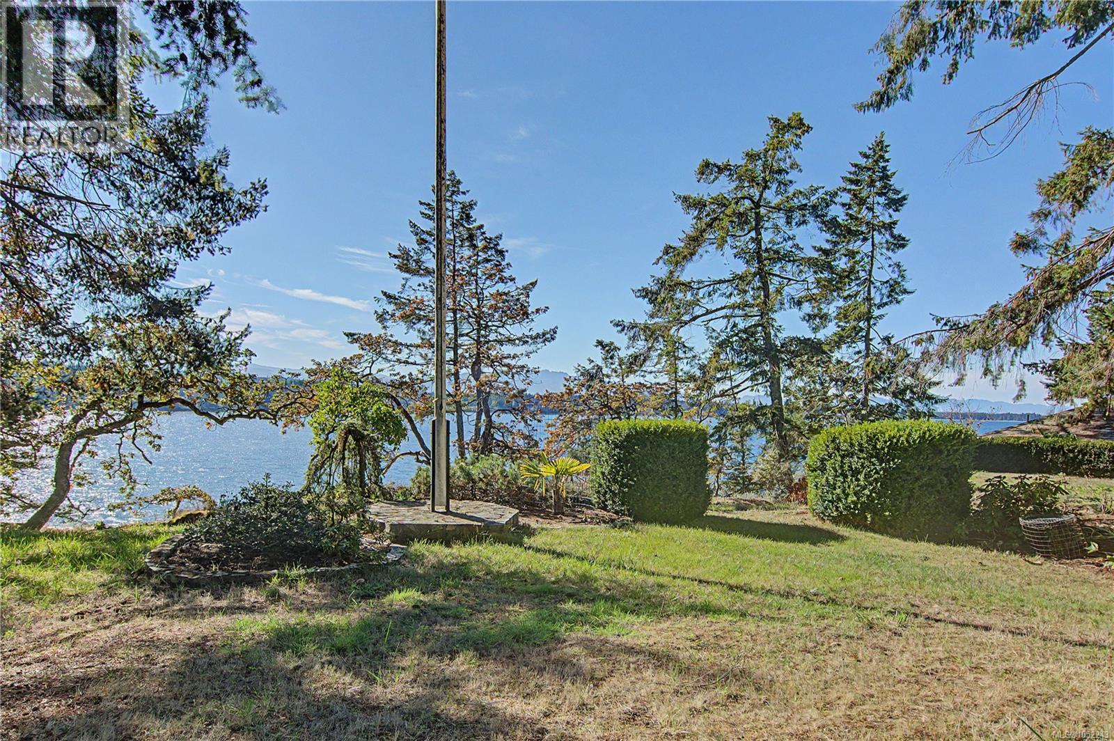 1459 Whitecap Rd