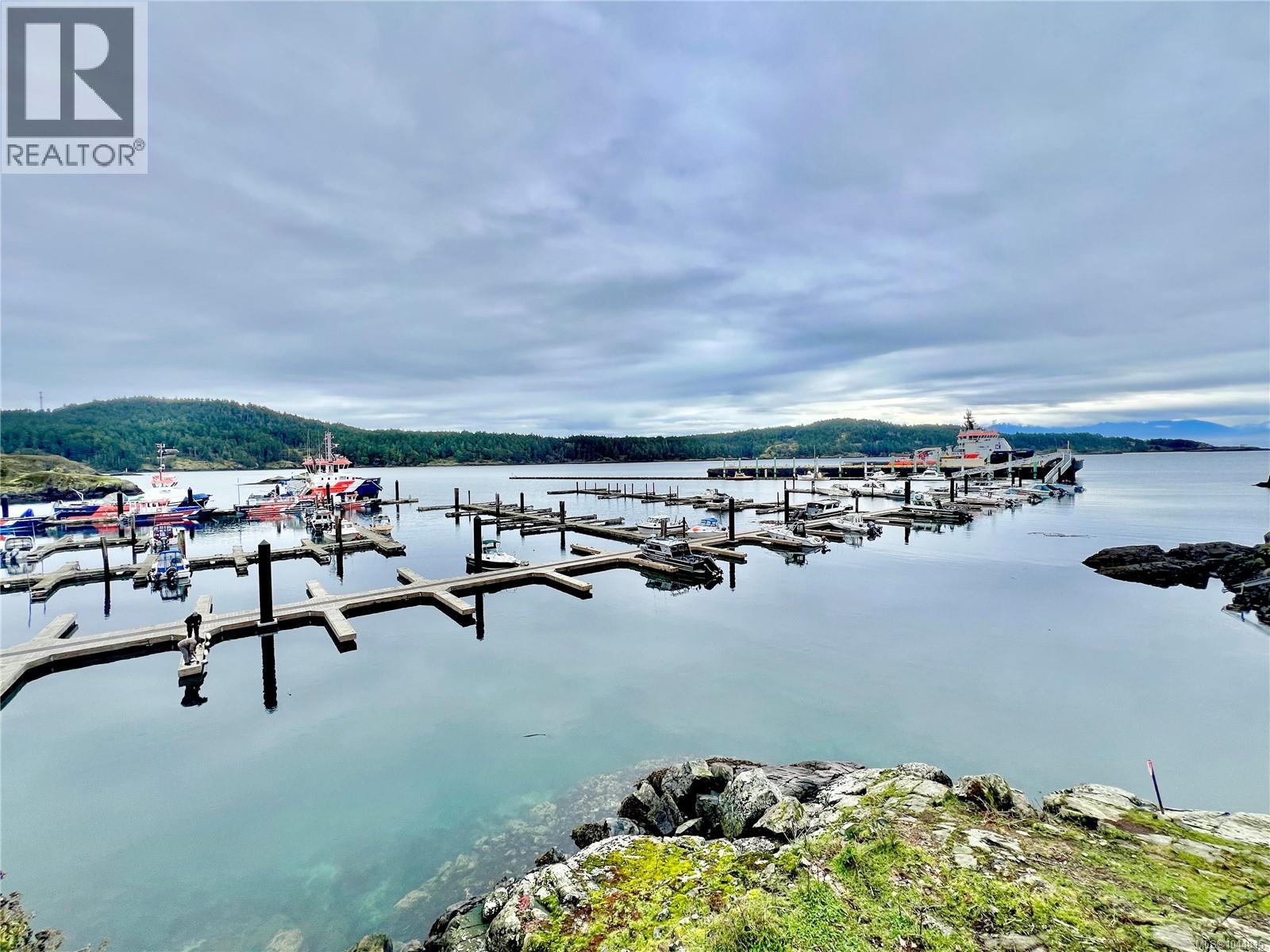 125 Hilltop Cres