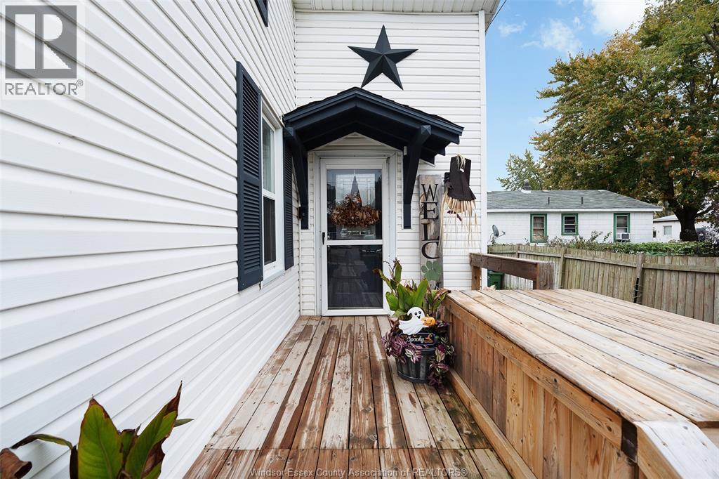 83 Elliott Street, Leamington, Ontario  N8H 3M9 - Photo 2 - 26025167