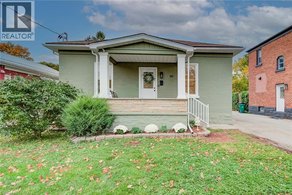 90 JOHN Street E, Waterloo, Ontario