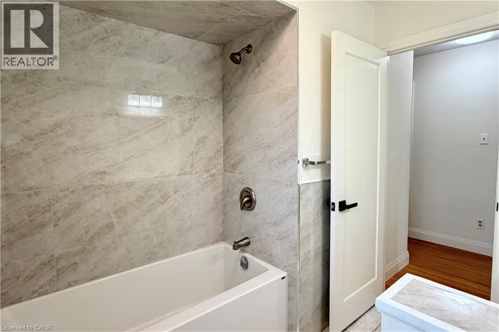 11 Glenmurray Court, Hamilton, Ontario  L8K 5Y3 - Photo 21 - 40871676